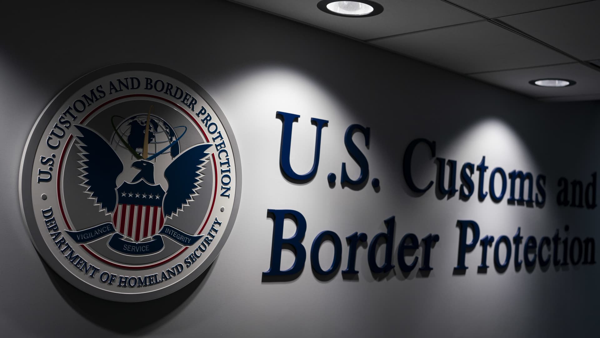 Customs and Border Protection can’t comply with order