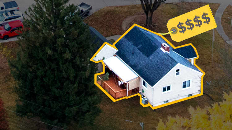 Some lawmakers want to cut capital gains taxes on home sales