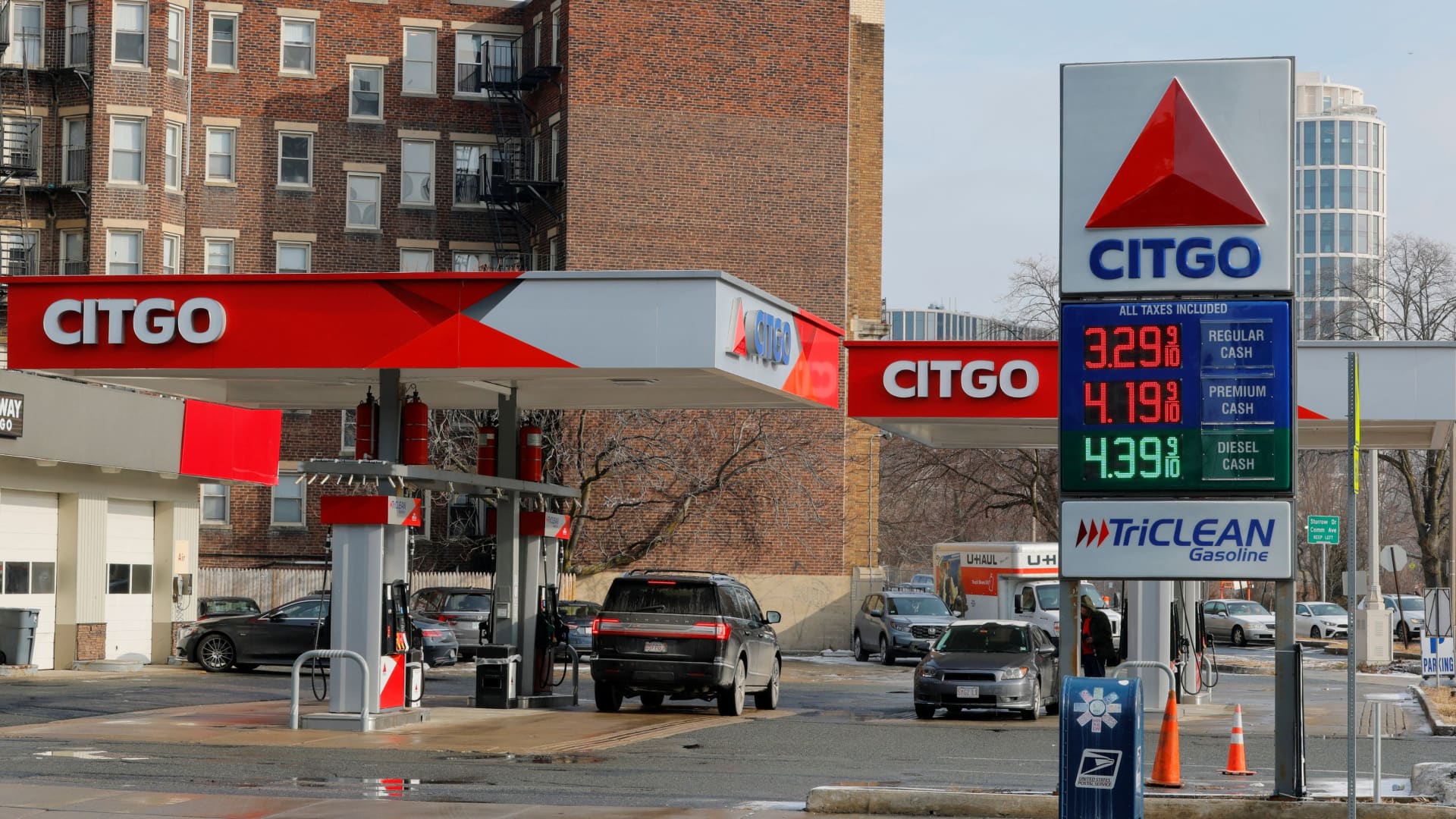 Gas prices pass .50 to highest level since mid 2024 amid U.S.-Iran war