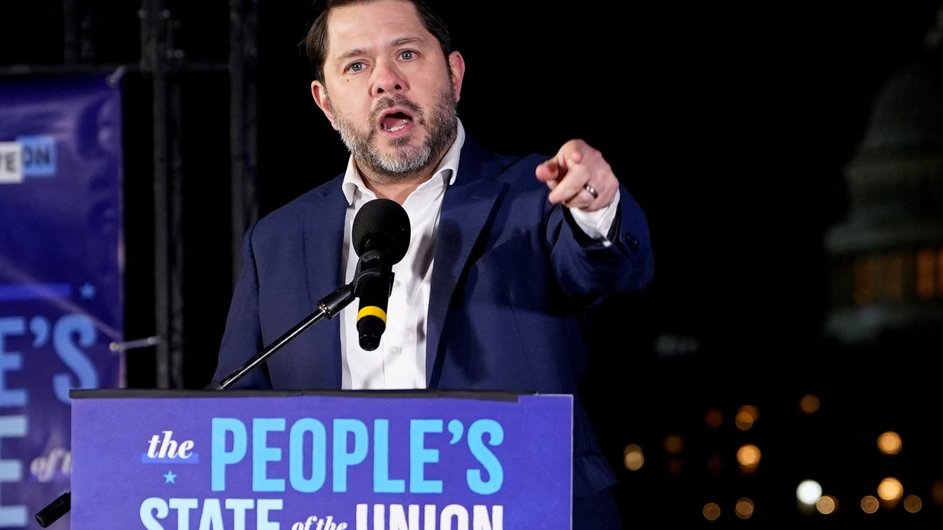 Democrats demand reversal of Russia oil sales to India