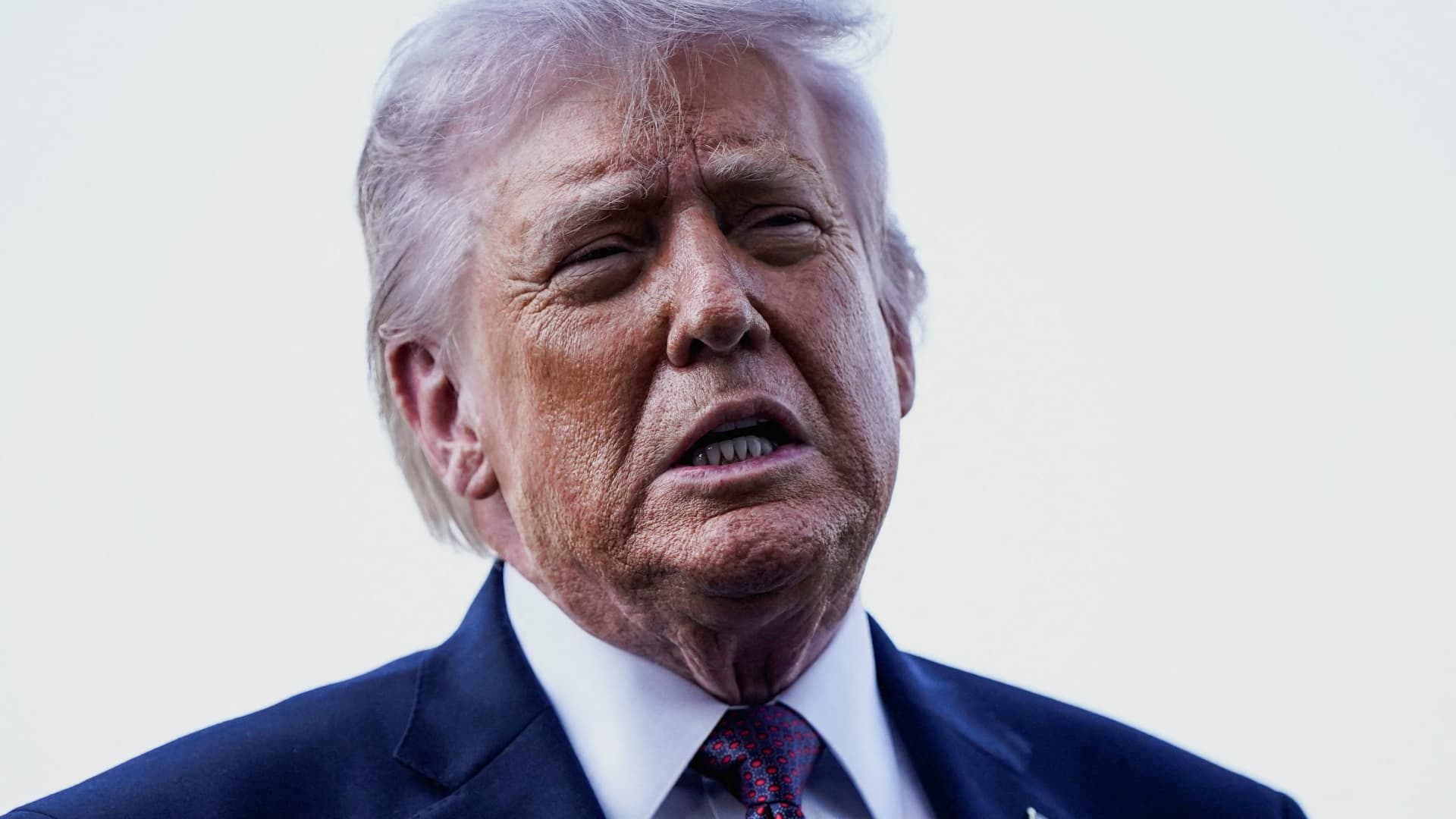 Trump urges Latin America leaders to use military to fight cartels