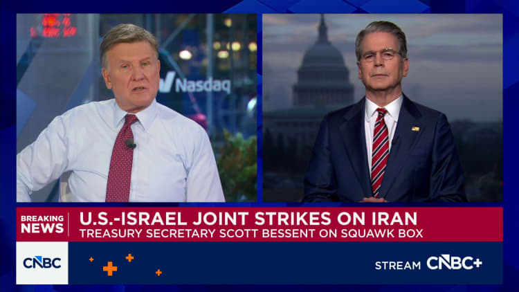 Oil surge eases after Bessent pledges support for oil trade during Iran war
