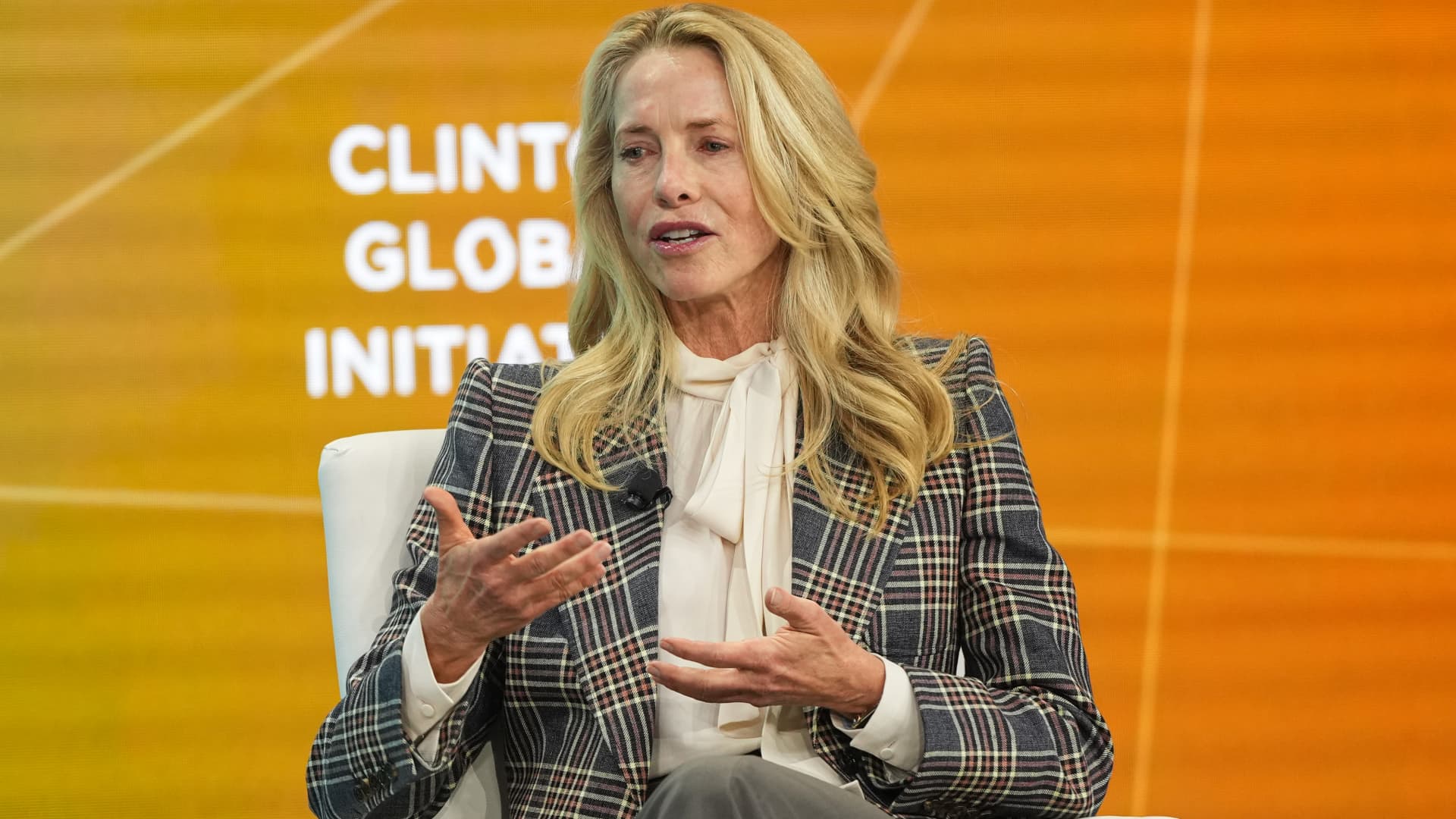 Family offices double down on AI as startup fundraising hits record