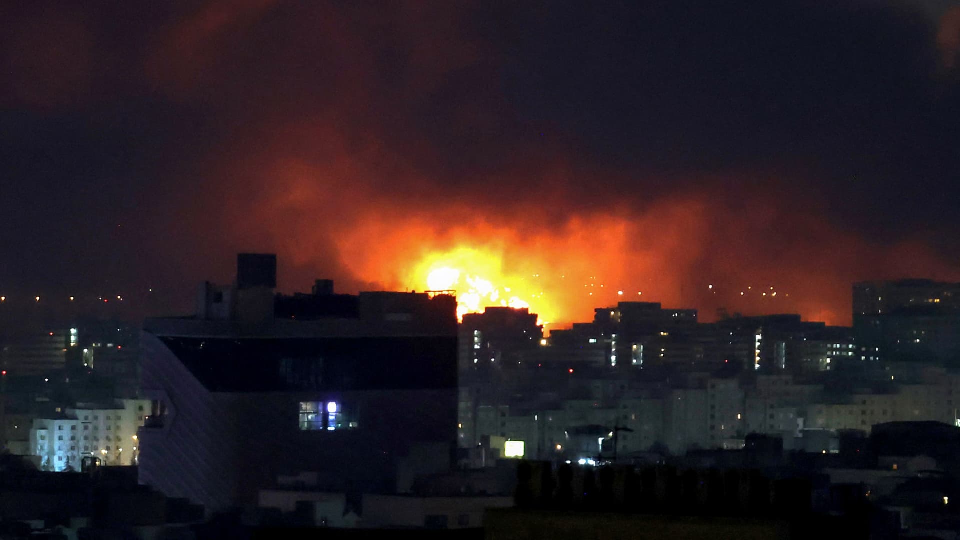 Iran’s president vows to stop striking neighbors