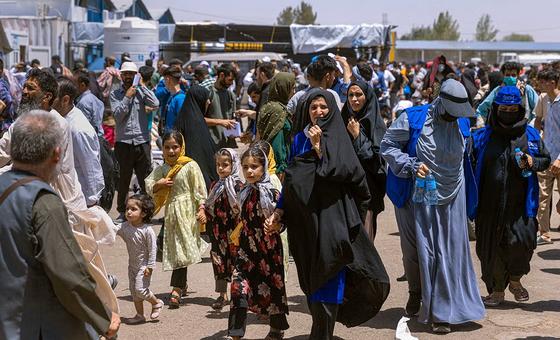 World News in Brief: Afghan-Pakistan border clashes latest, murder of Iraqi women’s rights activist condemned, Chile leprosy milestone