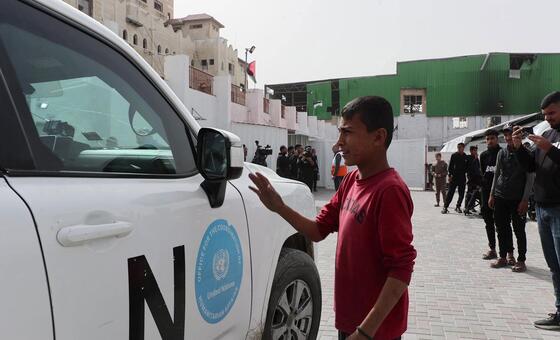 World News in Brief: Rafah crossing reopens, gender inequality worsens global water crisis, rights defenders in Colombia