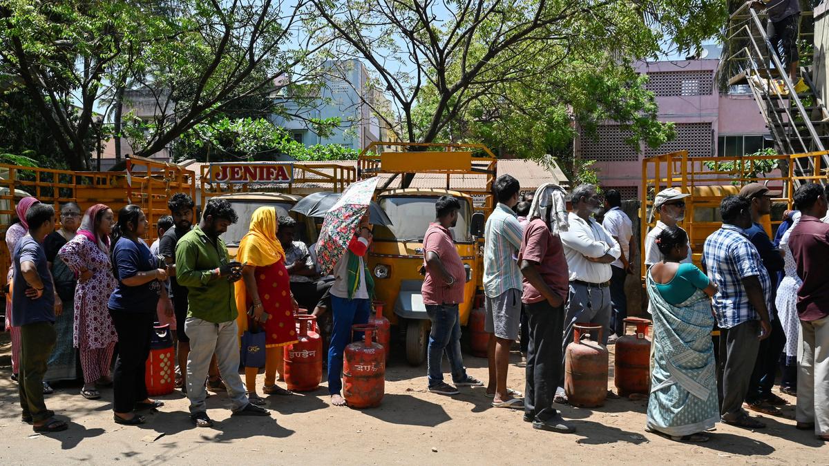 LPG shortage crisis India March 11 LIVE Updates