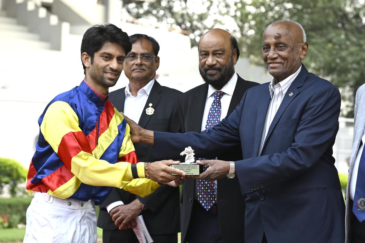 Dyf completes hat-trick of wins in Golconda St. Leger