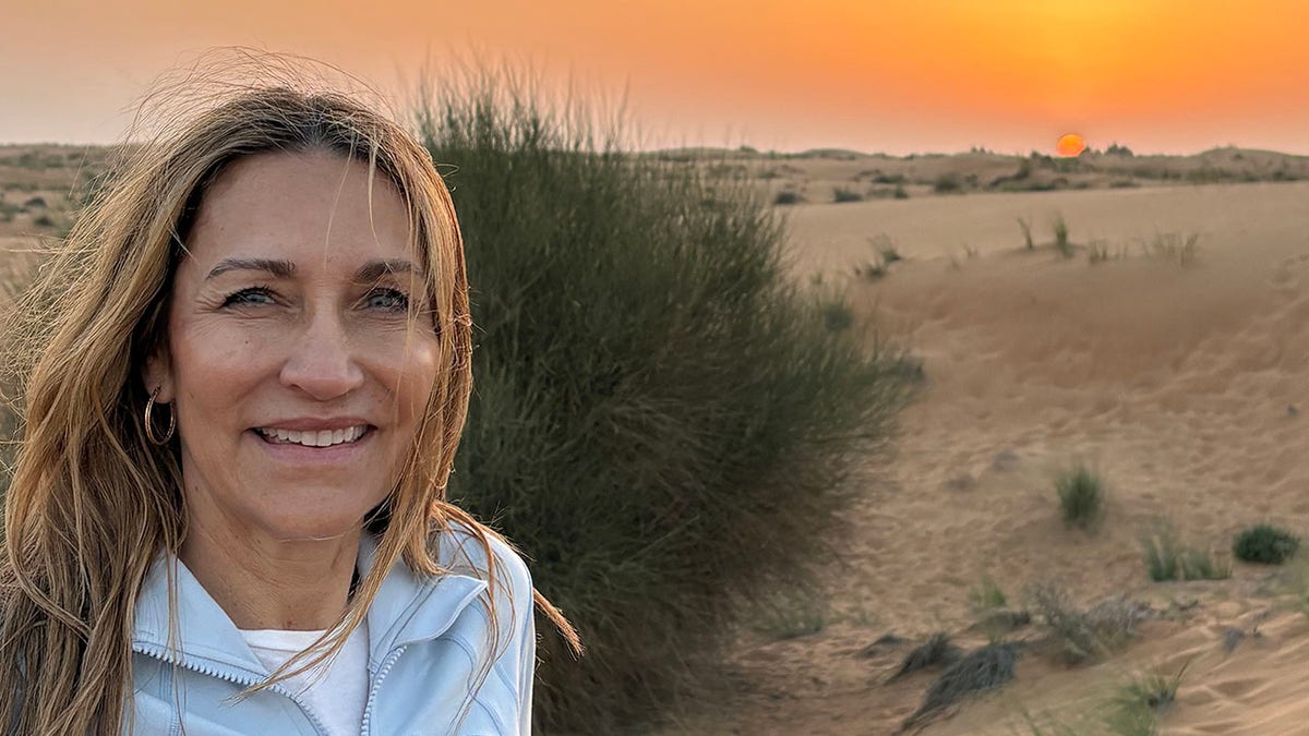 American woman escapes Dubai after Iran airstrikes strand travelers at hotels