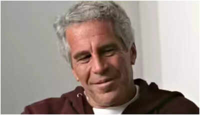 Jeffrey Epstein guard googled him 40 minutes before his death and made K cash deposit days earlier: DoJ files show