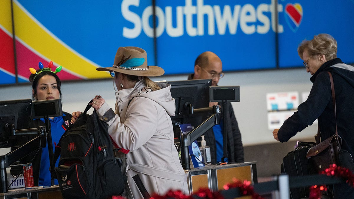 Southwest Airlines considers cleaning only premium seats between flights
