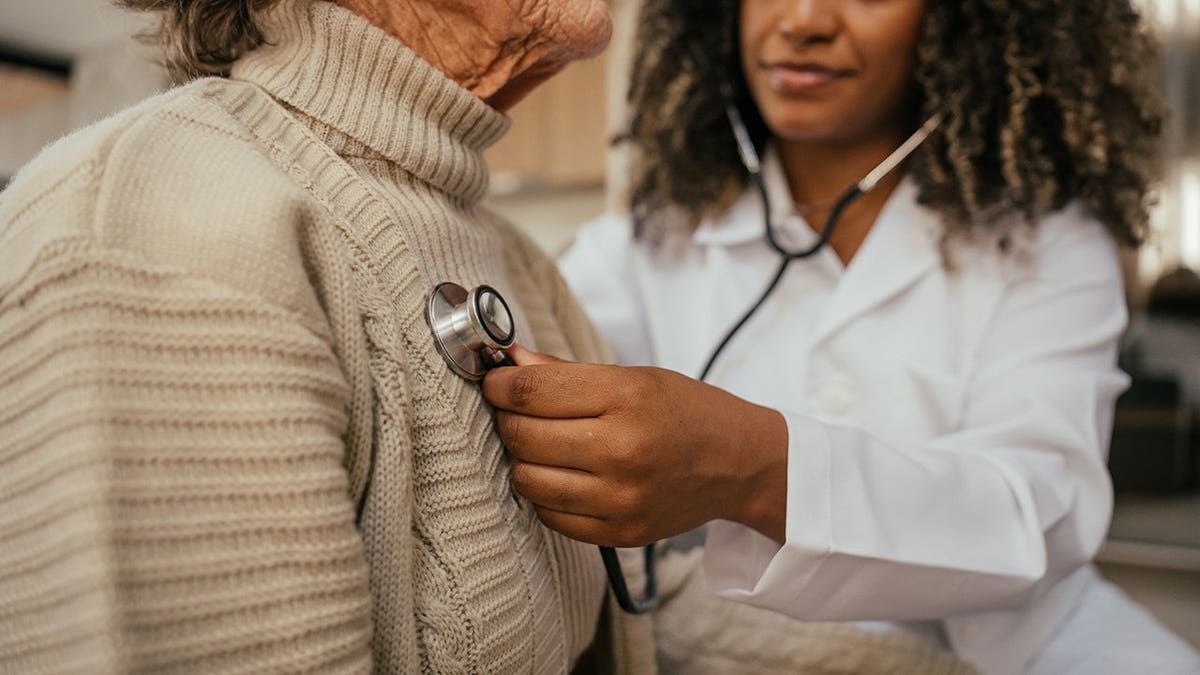 Blood pressure checks may predict future dementia risk, study finds