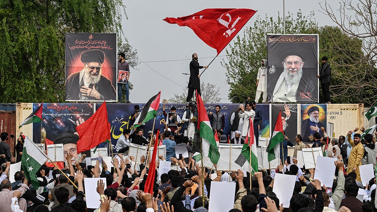 Pakistan struggles to stay neutral as the Iran war intensifies