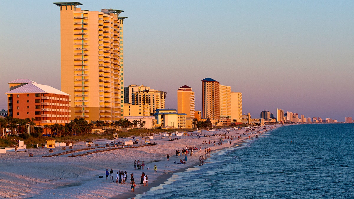 Panama City Beach closes beaches overnight for spring break safety