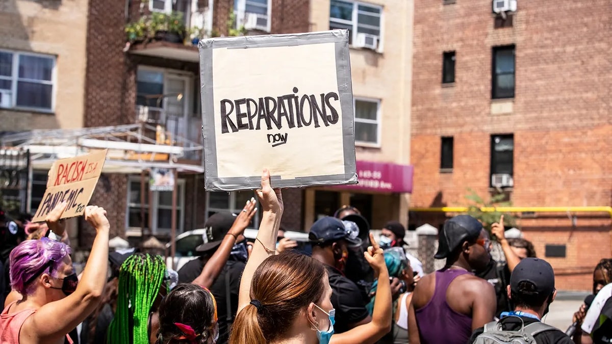 Illinois develops reparations legislation for Black residents