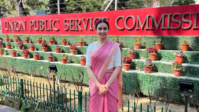 Upsc Cse 2025: Meet Bhavika Chopra: St Stephen’s economics graduate who rose from AIR 476 to AIR 25 in UPSC 2025