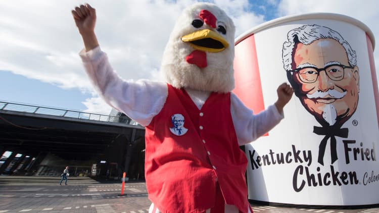 BYD and KFC collaborate to offer 9-minute refueling stations in China