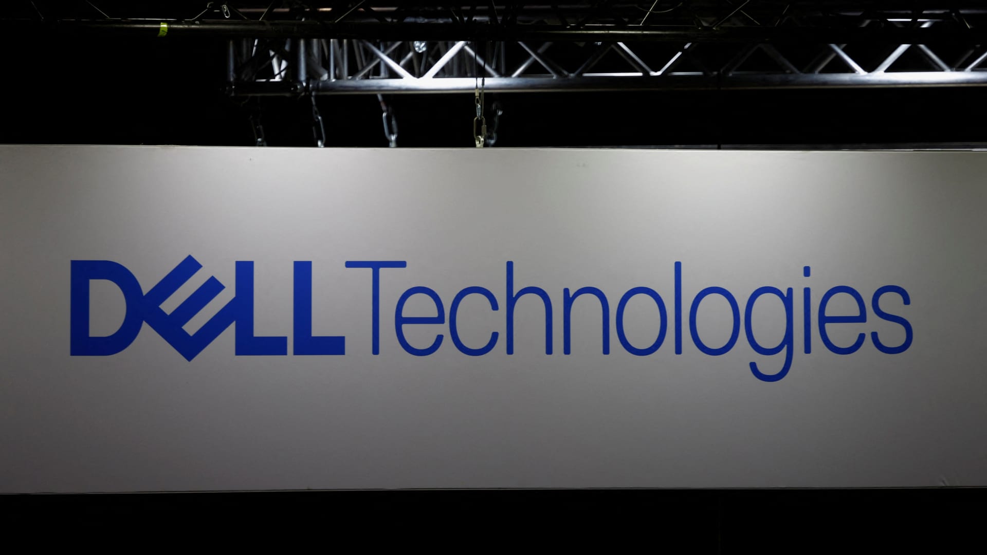 Top analysts are bullish on these 3 stocks for the long haul