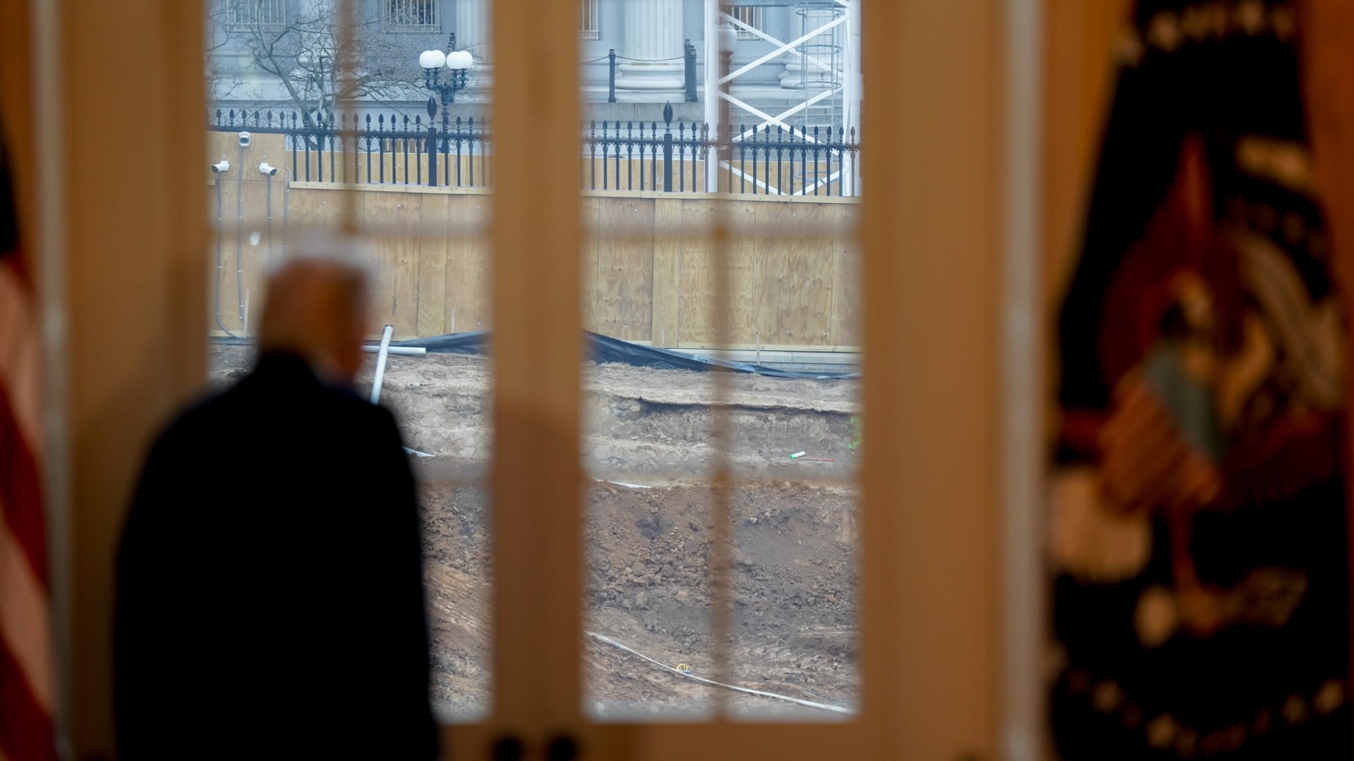 Appeals court asked to pause order halting Trump ballroom construction