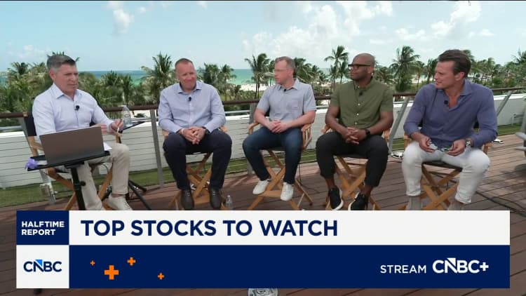 Broadcom agrees to expanded chip deals with Google, Anthropic