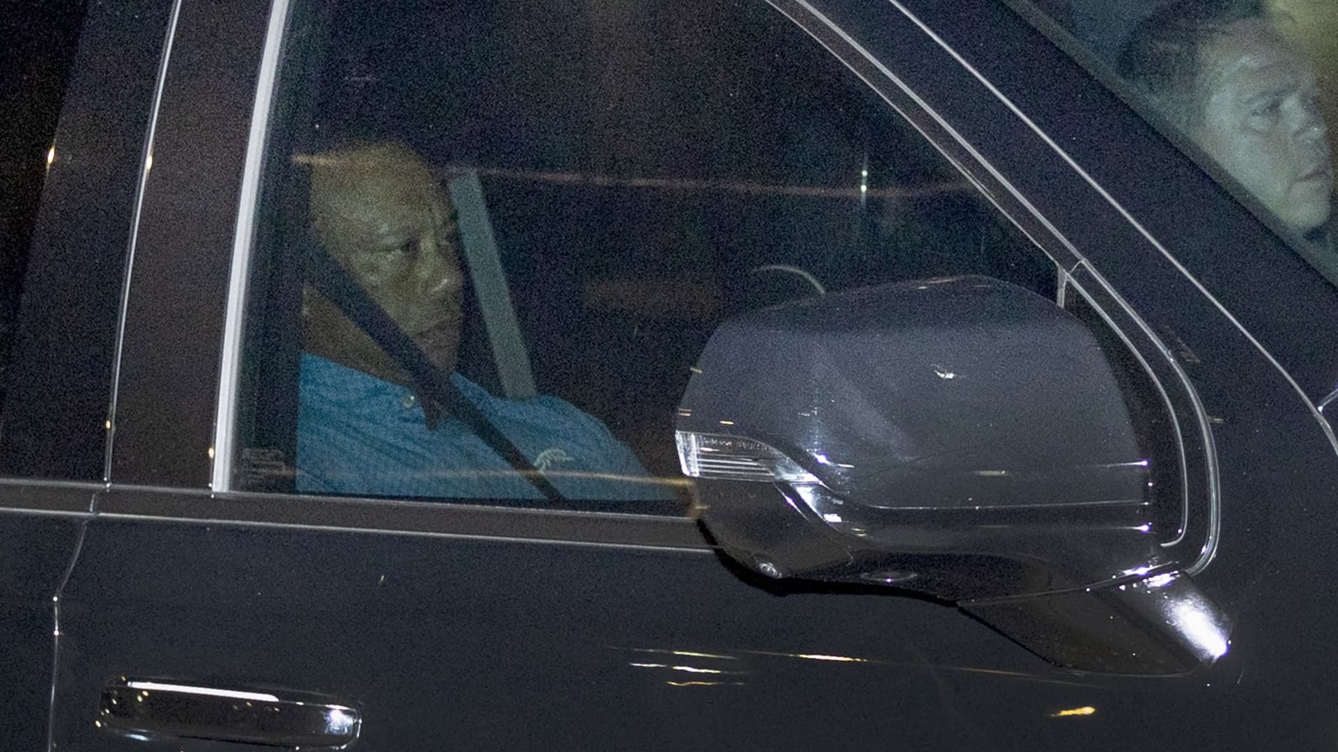 Tiger Woods seeking treatment after DUI rollover