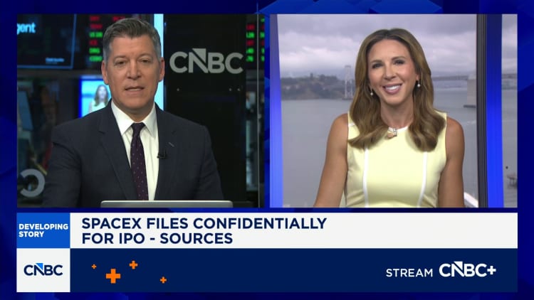 SpaceX confidentially files for IPO, setting stage for record offering