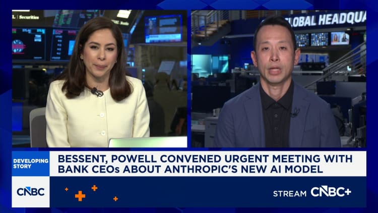 Powell, Bessent met with U.S. Bank CEOs over Anthropic’s Mythos threat