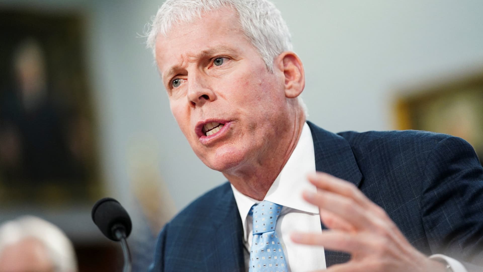 Gas prices may not drop under  until next year: Wright