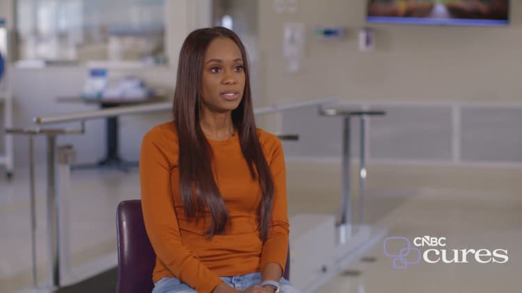 Rare disease left her paralyzed, now she’s running the Boston Marathon