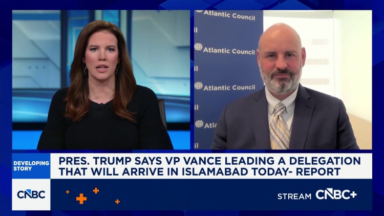 U.S., Iran ratchet up rhetoric with peace talks in limbo