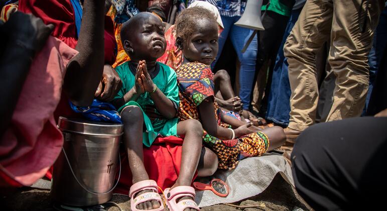 World News in Brief: Sudan refugee update, child trafficking crisis in South Sudan, ‘mystery’ illness in Burundi, human rights in Serbia