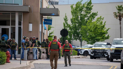 One killed, five injured in shooting at Mall of Louisiana food court