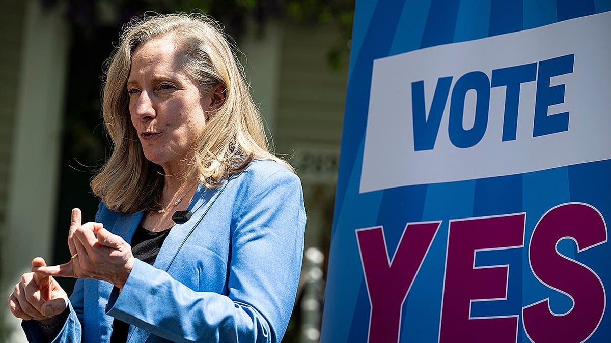 Report alleges Spanberger’s redistricting referendum is a Democratic power grab
