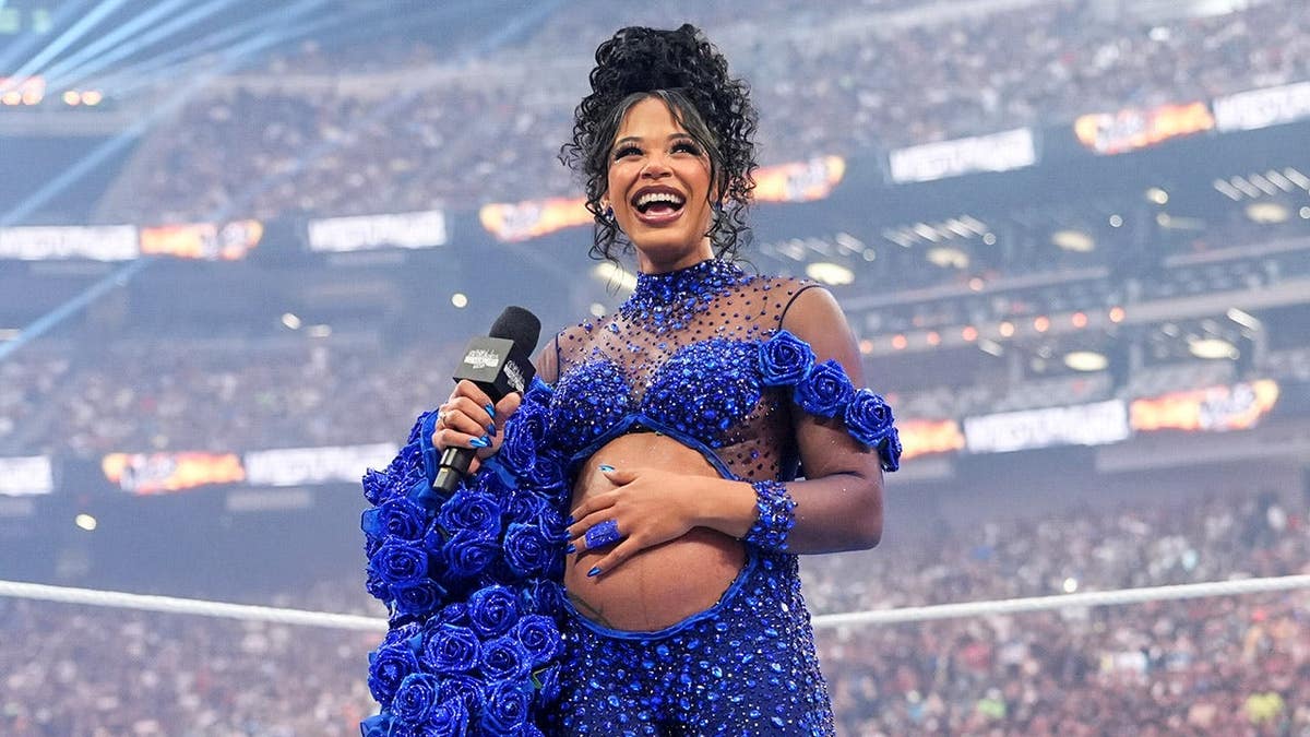 Bianca Belair surprises fans with pregnancy announcement at WrestleMania 42