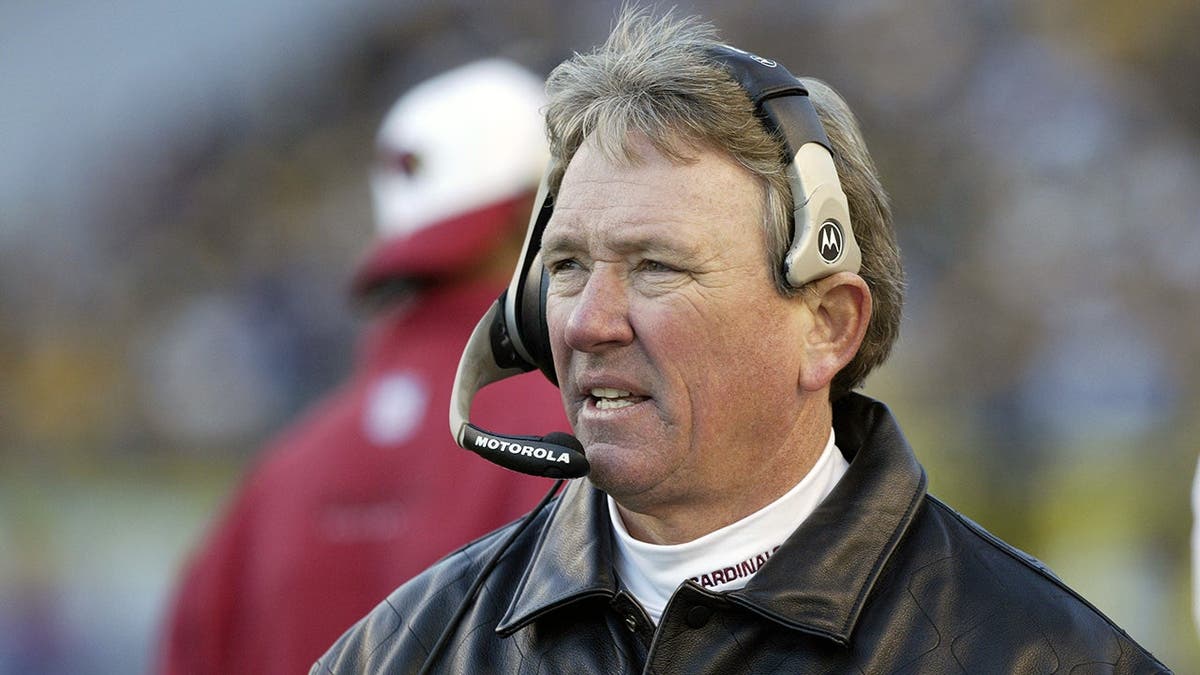 Former Arizona Cardinals head coach Dave McGinnis dies at 74 after illness