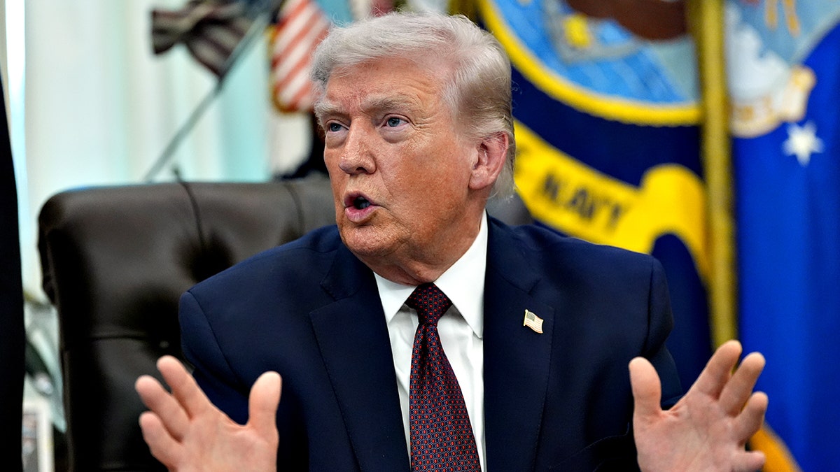 Lawmakers approve short-term extension of Trump’s surveillance powers