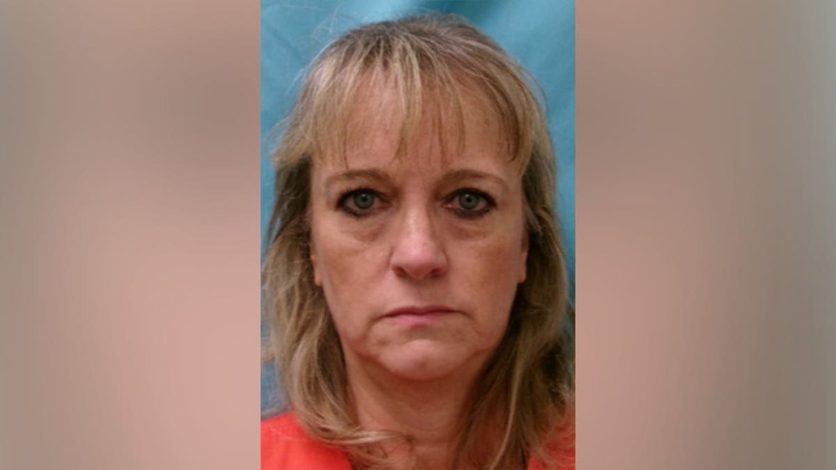 Texas woman arrested in husband’s cold case murder after 24 years