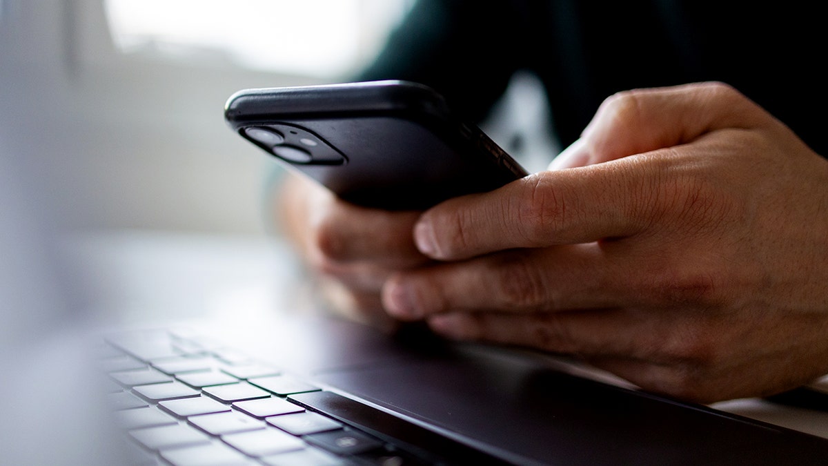 CISA and FBI warn of phishing attacks targeting WhatsApp and Signal