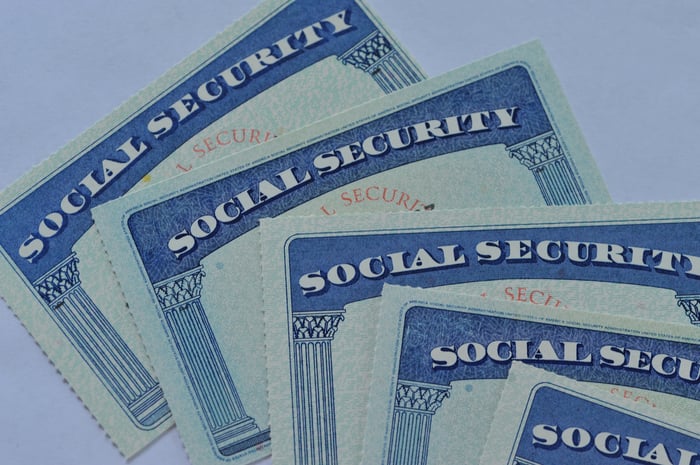 Social Security’s 2027 Cost-of-Living Adjustment (COLA) May Be Higher Than 2026’s. Don’t Celebrate That Just Yet.