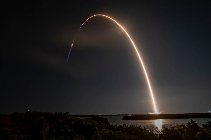 2 Reasons I Wouldn’t Buy the SpaceX IPO With Free Money